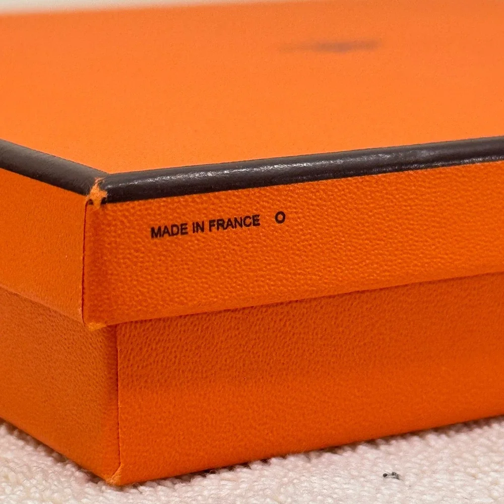 Hermes authentic hermès